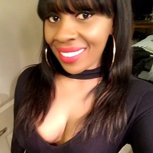 Meet your Posher, Aline